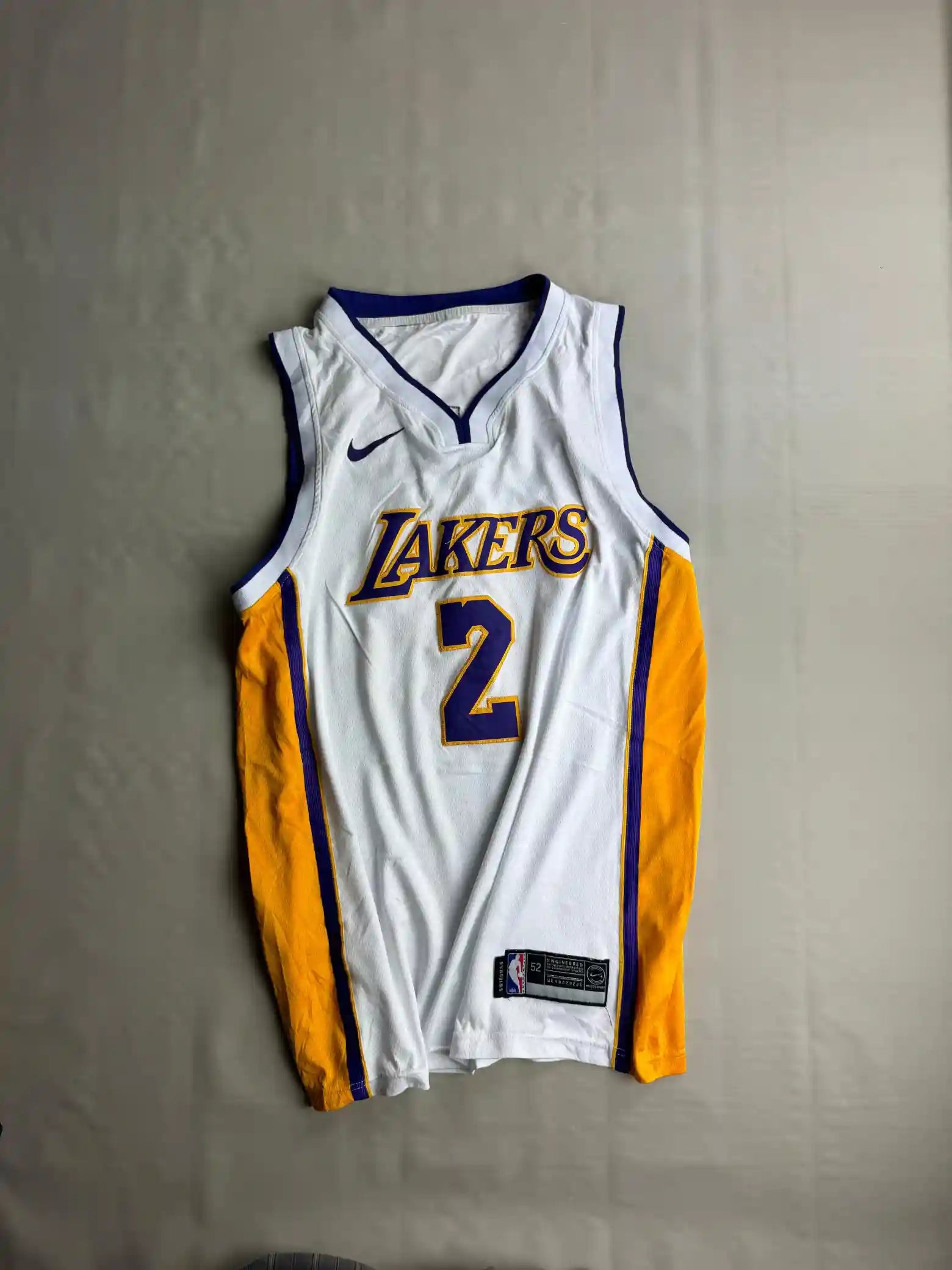 Preloved NBA Los Angeles Lakers Lonzo Ball Nike Jersey