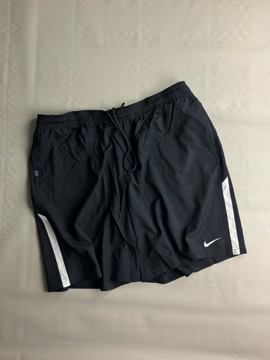 Preloved Nike DRI-FIT Performance Pockets Shorts