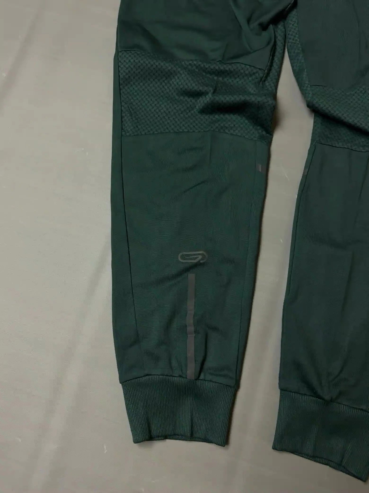 Preloved Kalenji Decathlon Zip Pockets Trouser