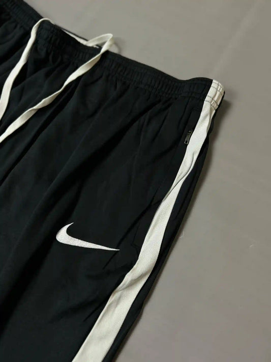 Preloved Nike DRI-FIT Training Academy Trouser