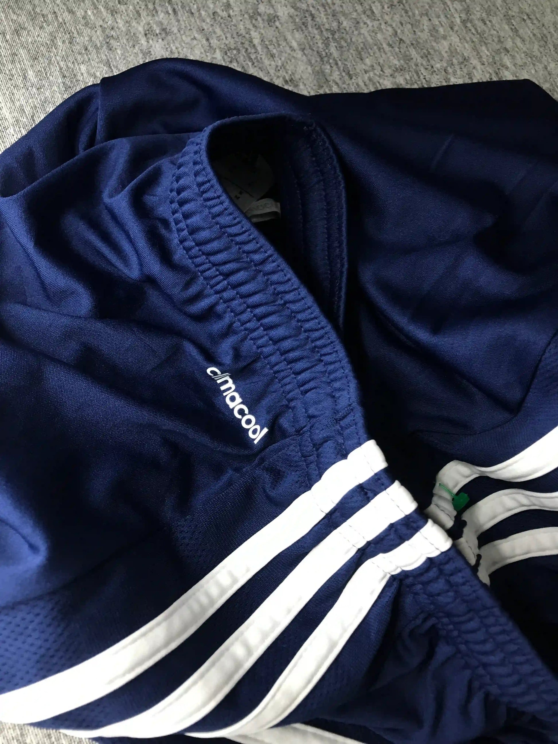 Preloved Adidas x Three Stripes Matchday Sports Shorts - preloved - shorts - Athletewearz